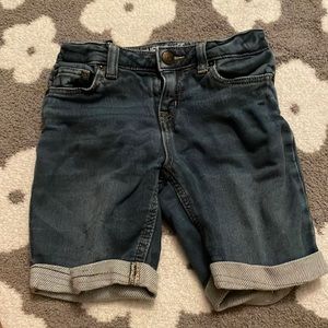 Cherokee kids Bermuda jean shorts size S 6/6X. Denim blue jeans.